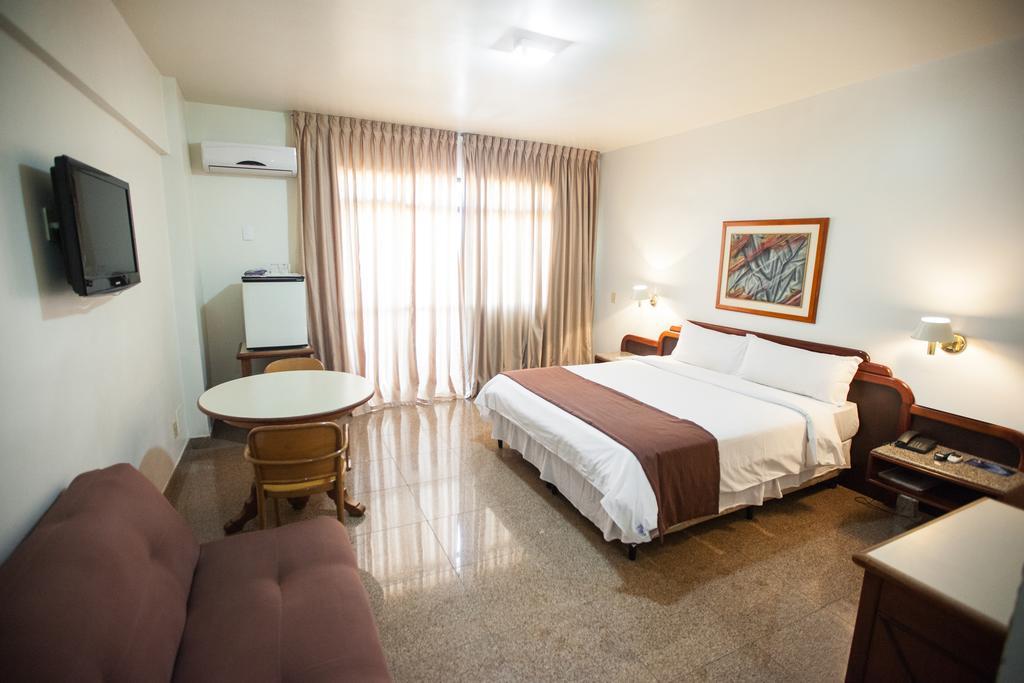Dimas Lessa Hotel Montes Claros Εξωτερικό φωτογραφία