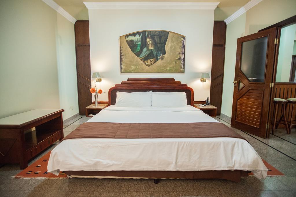Dimas Lessa Hotel Montes Claros Εξωτερικό φωτογραφία