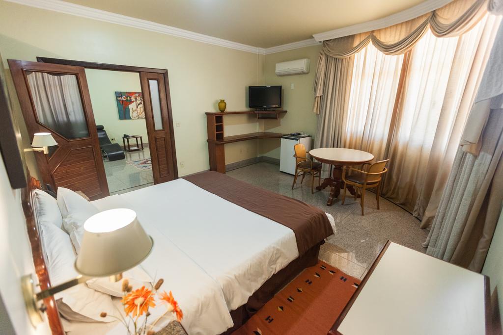 Dimas Lessa Hotel Montes Claros Εξωτερικό φωτογραφία